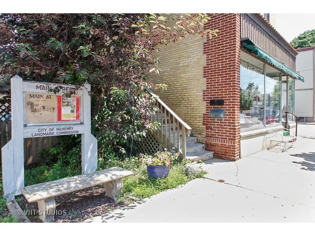 3902 Main St, Mchenry, IL 60050 photo 8