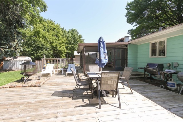 160 S Jane Dr, Elgin, IL 60123 photo 18