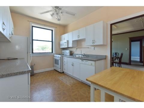 826 E Hyde Park Blvd #3, Chicago, IL 60615 photo 5