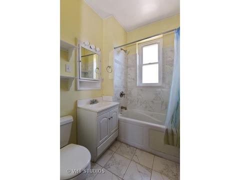 826 E Hyde Park Blvd #3, Chicago, IL 60615 photo 9