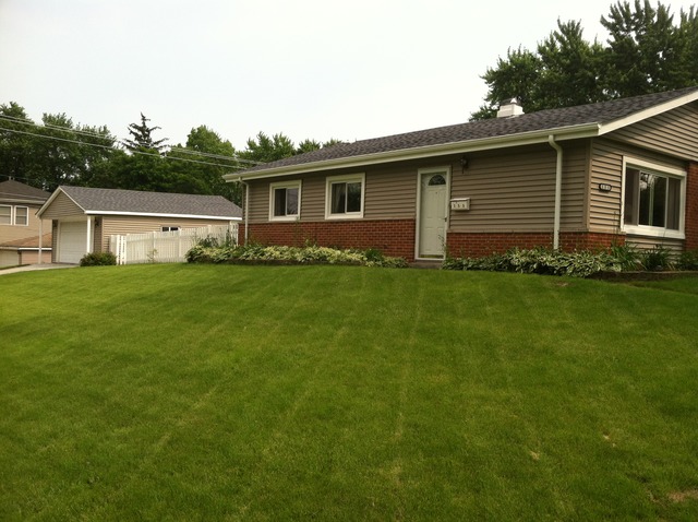 155 Pleasant St, Hoffman Estates, IL 60169 photo 19