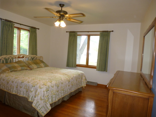 685 Saddle Ln, Aurora, IL 60505 photo 9