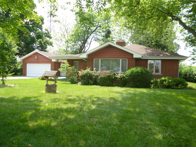 685 Saddle Ln, Aurora, IL 60505 photo 1