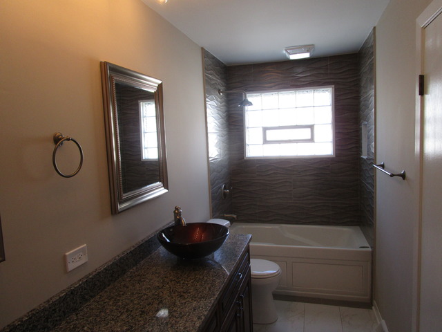 162 E 122nd Pl, Chicago, IL 60628 photo 16