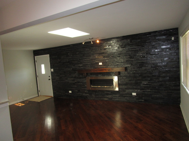 162 E 122nd Pl, Chicago, IL 60628 photo 3