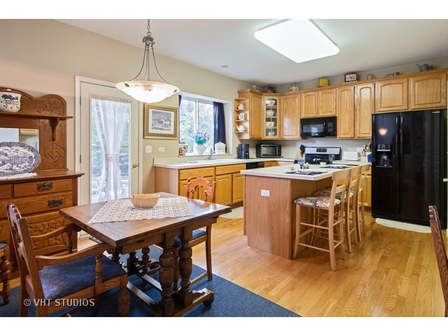 24265 Sheffield Ln, Plainfield, IL 60585 photo 6
