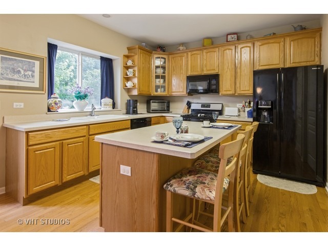 24265 Sheffield Ln, Plainfield, IL 60585 photo 4