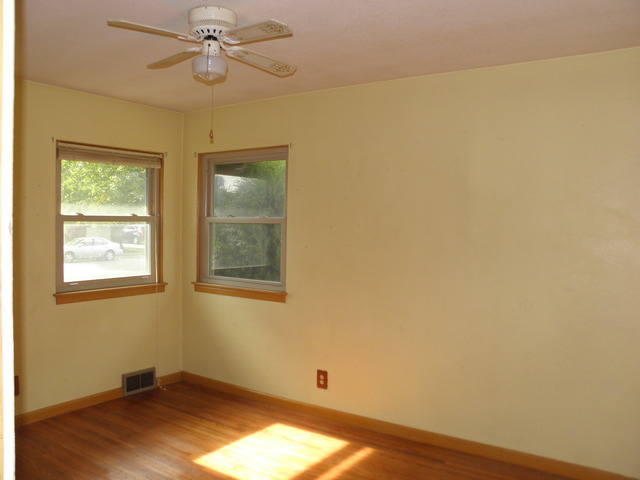 911 N Westminster Rd, Joliet, IL 60435 photo 16