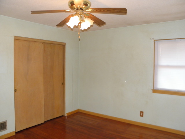 911 N Westminster Rd, Joliet, IL 60435 photo 19