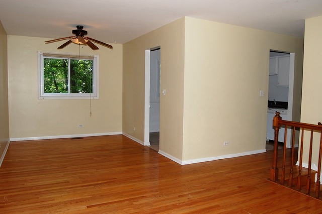 306 Mansfield Ct, Bartlett, IL 60103 photo 3