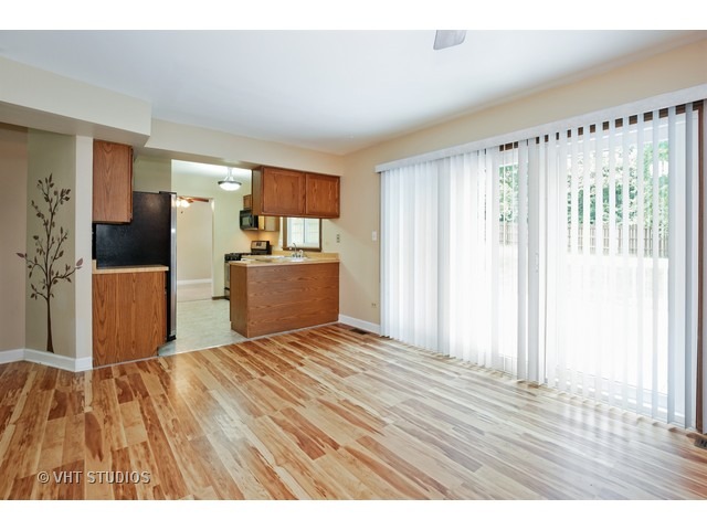 1605 Charles Ave, Algonquin, IL 60102 photo 7
