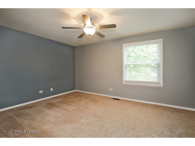 1605 Charles Ave, Algonquin, IL 60102 photo 10