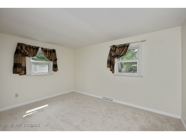 3107 Killarney Dr, Cary, IL 60013 photo 12