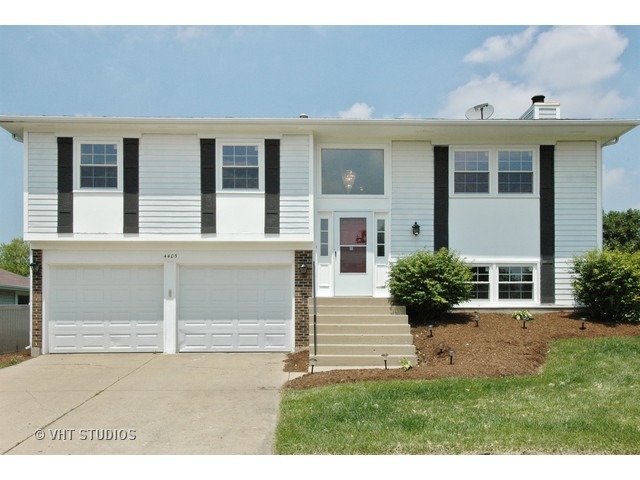 4405 Capstan Dr, Hoffman Estates, IL 60192 photo 1