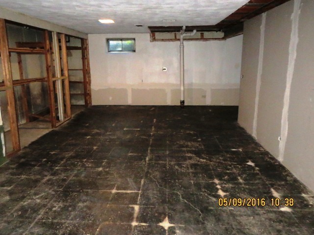 1031 E Maple St, Lombard, IL 60148 photo 8