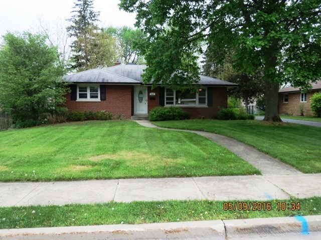 1031 E Maple St, Lombard, IL 60148 photo 1