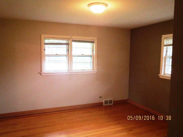 1031 E Maple St, Lombard, IL 60148 photo 7