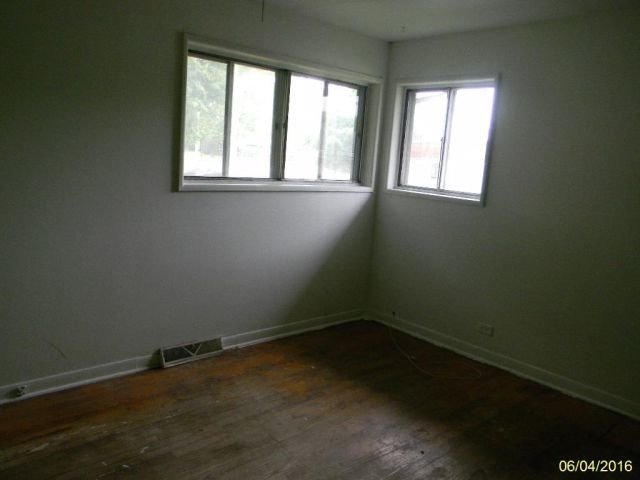 302 E Alden Dr, Addison, IL 60101 photo 6