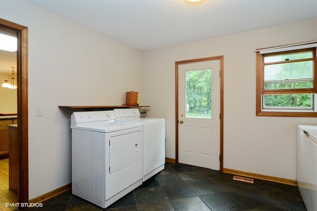 33 Circle Dr, Deer Park, IL 60010 photo 20
