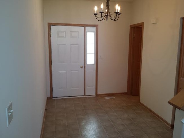 7002 Creekside Dr, Plainfield, IL 60586 photo 3