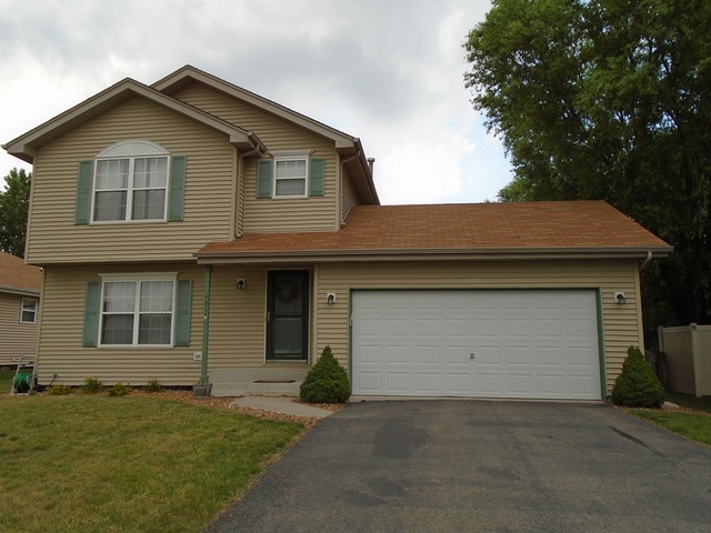 4611 Osprey Ln, Plainfield, IL 60586 photo 1