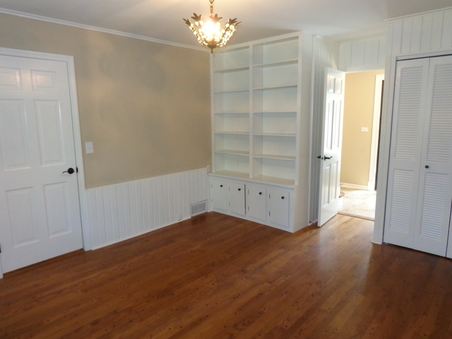 313 E 11th Ave, Naperville, IL 60563 photo 8
