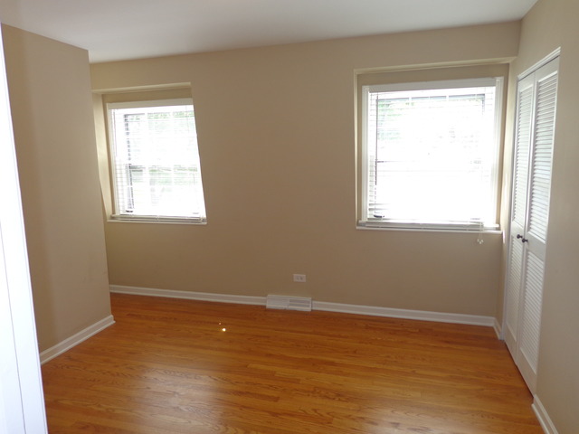 313 E 11th Ave, Naperville, IL 60563 photo 14