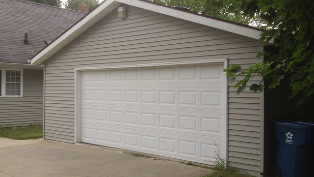 1326 Inglesh Ave, Kankakee, IL 60901 photo 3