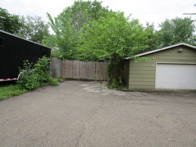 26063 W Rollins Rd, Ingleside, IL 60041 photo 2