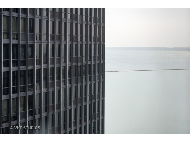 253 E Delaware Pl #21E, Chicago, IL 60611 photo 10