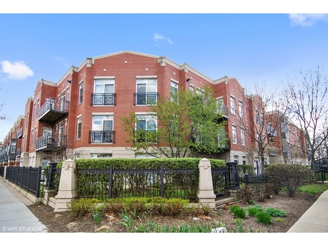1406 S Halsted St #3B, Chicago, IL 60607 photo 1