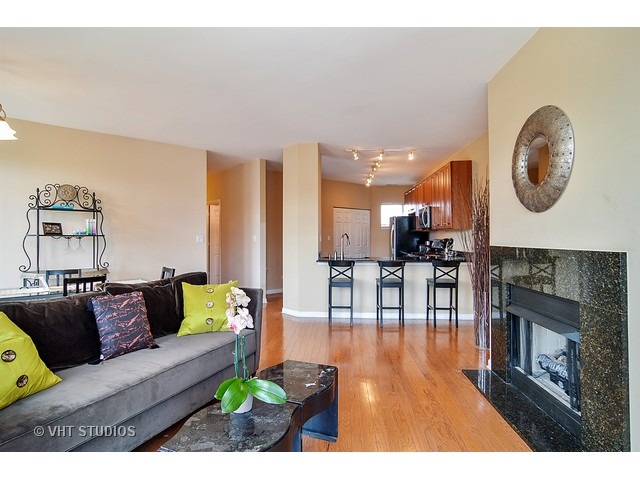 1406 S Halsted St #3B, Chicago, IL 60607 photo 5
