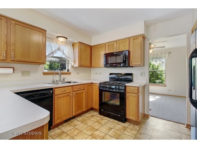 24852 Madison St, Plainfield, IL 60544 photo 6
