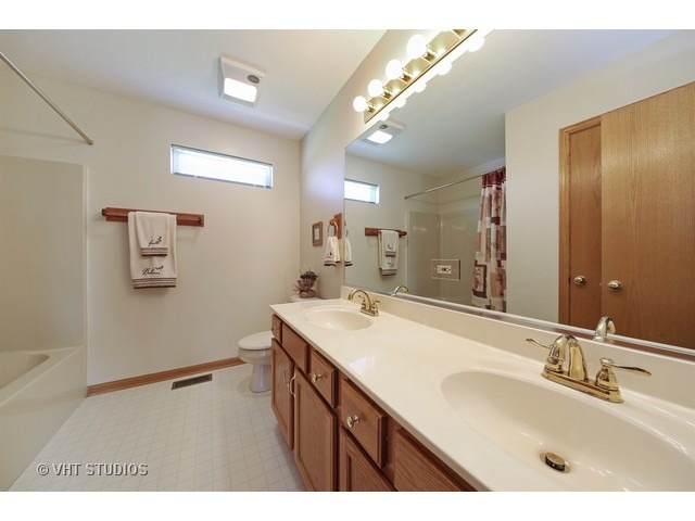 24852 Madison St, Plainfield, IL 60544 photo 13