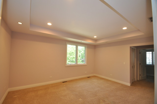 7606 Eleanor Pl, Willowbrook, IL 60527 photo 12