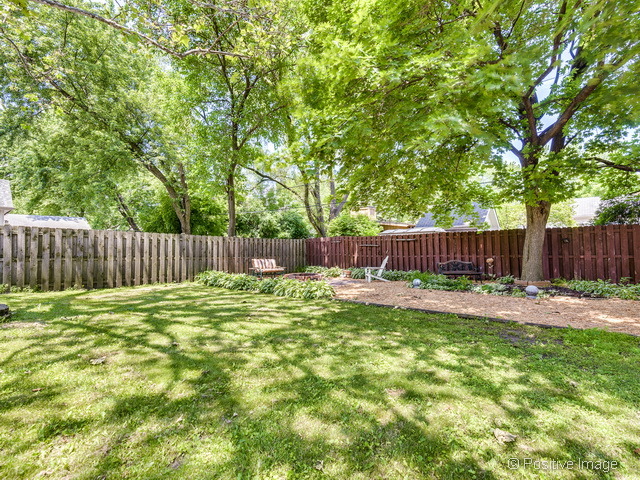 811 Cadillac Dr, Wheaton, IL 60187 photo 20