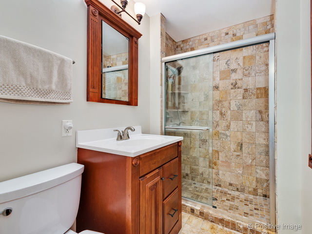 811 Cadillac Dr, Wheaton, IL 60187 photo 13