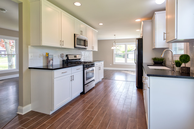 2027 Stallion Ct, Wheaton, IL 60189 photo 5