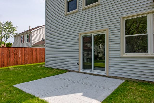 2027 Stallion Ct, Wheaton, IL 60189 photo 17