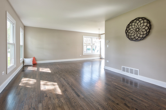 2027 Stallion Ct, Wheaton, IL 60189 photo 2