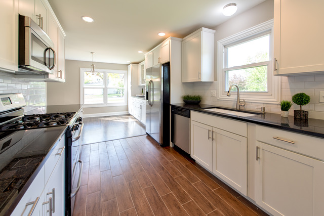 2027 Stallion Ct, Wheaton, IL 60189 photo 7