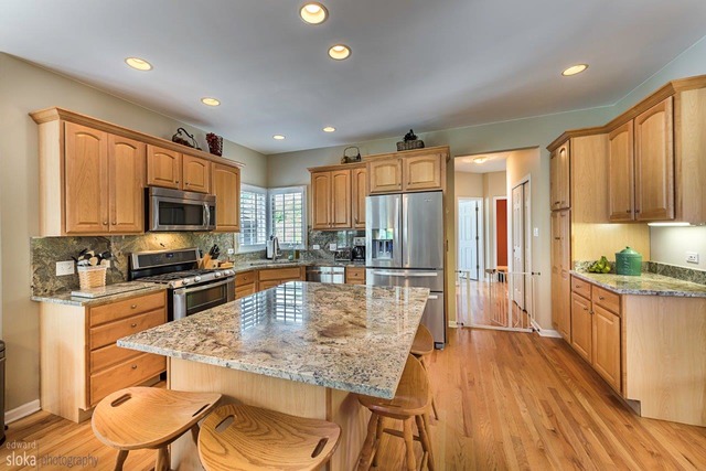 1147 Litchfield Ln, Bartlett, IL 60103 photo 7