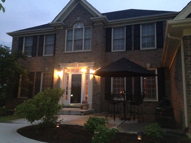 1147 Litchfield Ln, Bartlett, IL 60103 photo 2