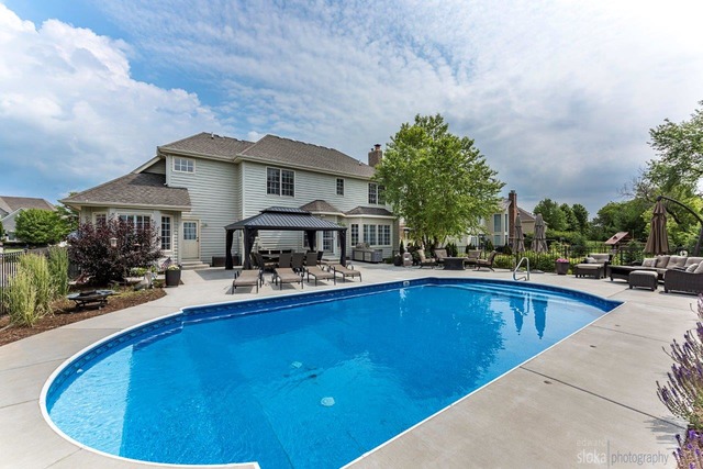 1147 Litchfield Ln, Bartlett, IL 60103 photo 23