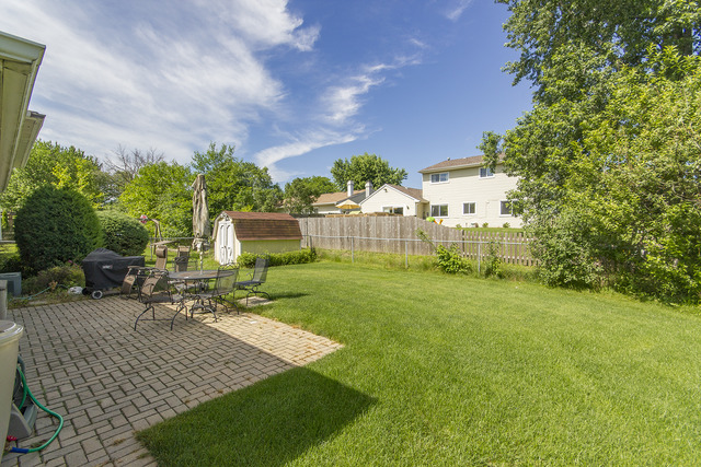 55 Joslyn Dr, Elgin, IL 60120 photo 17