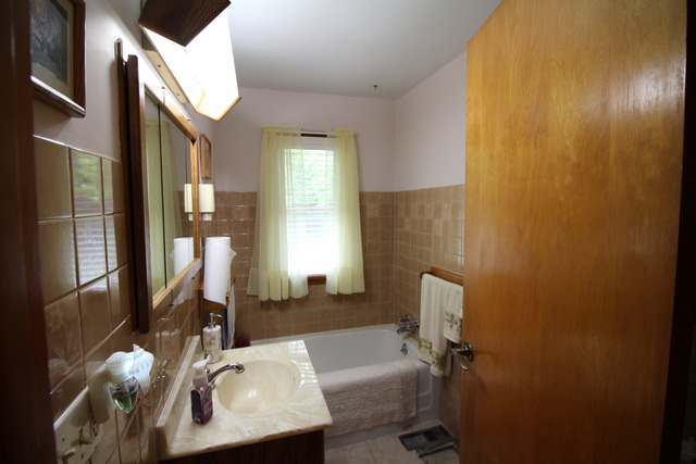 525 E North St, Lockport, IL 60441 photo 15