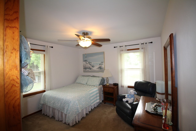 525 E North St, Lockport, IL 60441 photo 13