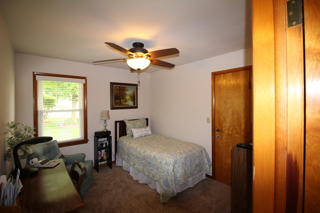 525 E North St, Lockport, IL 60441 photo 12