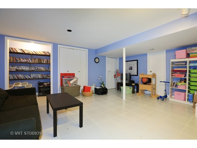 3 Pine Tree Ct, Elmhurst, IL 60126 photo 6