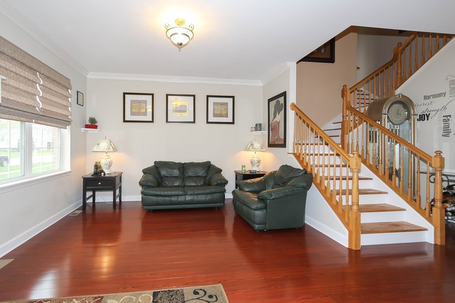 357 Oakmont Dr, Cary, IL 60013 photo 3